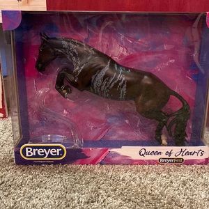 breyer queen of heart UNOPENED only 3500 made